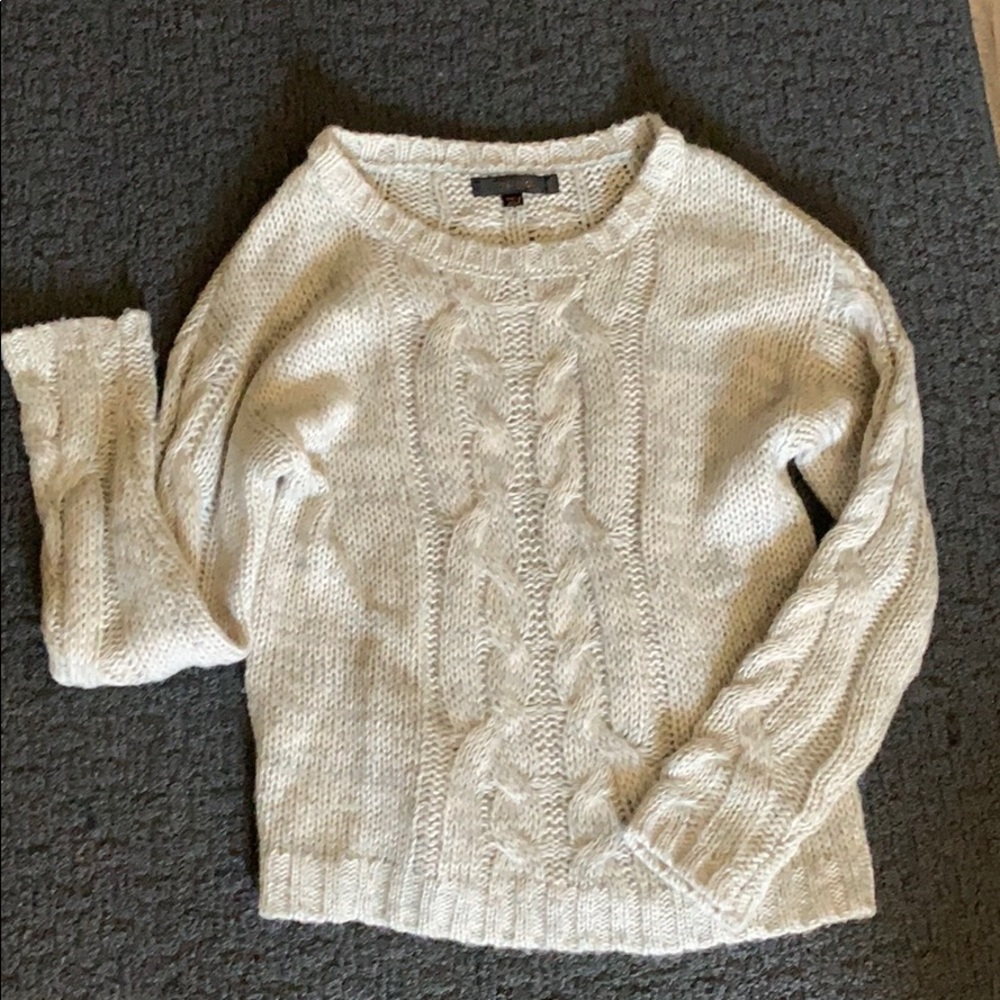 Light gray knit top